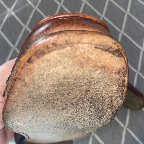 Vintage Salvatore Ferragamo Woven cognac Loafers with Silver Ferragamo buckle - Picture 7 of 16